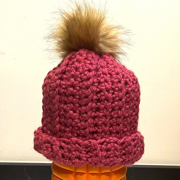 Hand Made Pom Beanie Chunky Stitch Raspberry Color - Picture 4 of 4